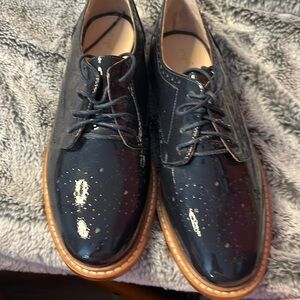 Mellow Yellow patent leather shoes